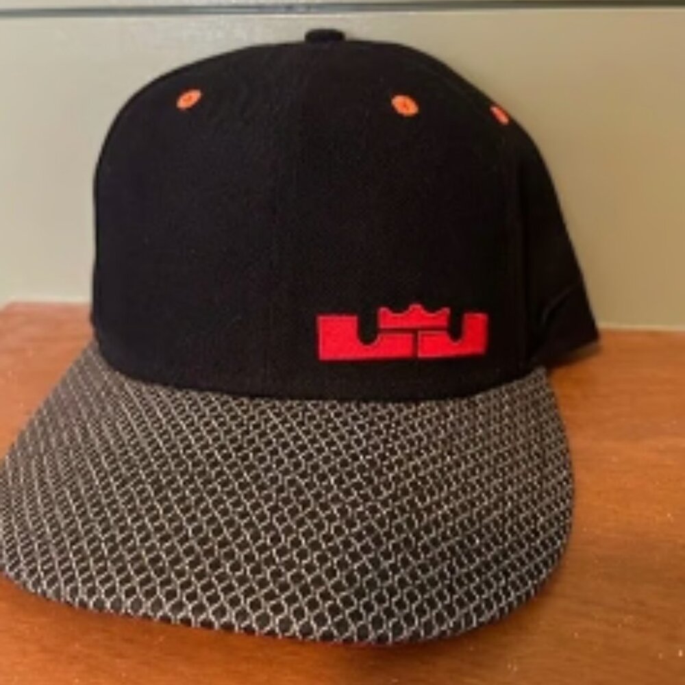 Nike Lebron James - Snapback Hat